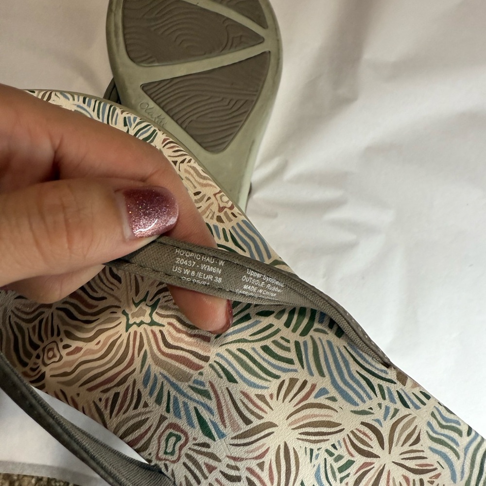 Olukai Women's Ho'opio Hau Sandal - Warm Taupe/Hau - Picture 3 of 4